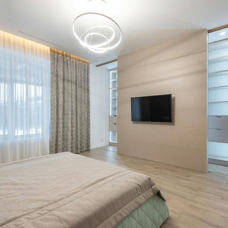 Plazzo Prime Plaza At Delhi Airport Bed & Breakfast New Delhi Eksteriør bilde