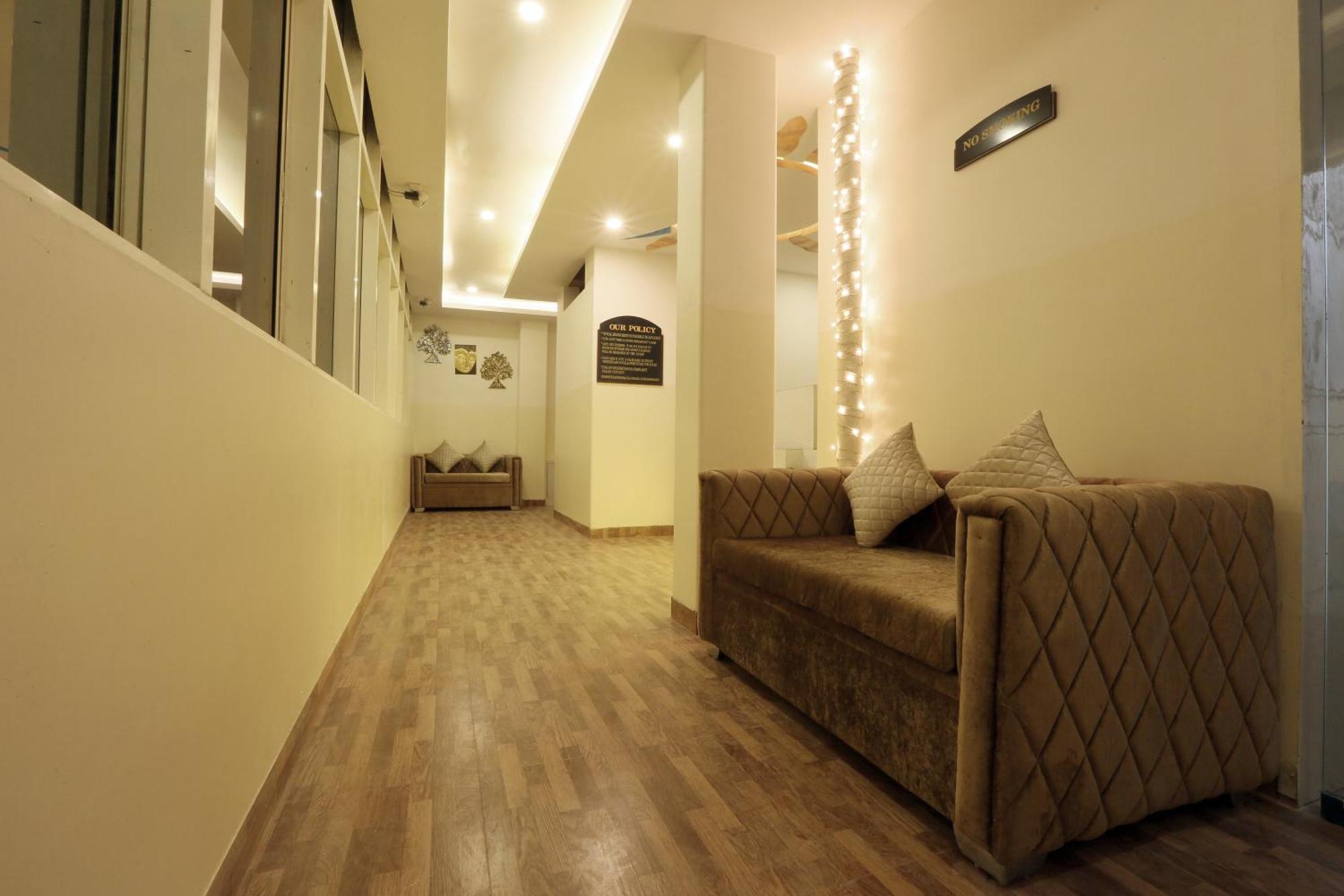 Plazzo Prime Plaza At Delhi Airport Bed & Breakfast New Delhi Eksteriør bilde