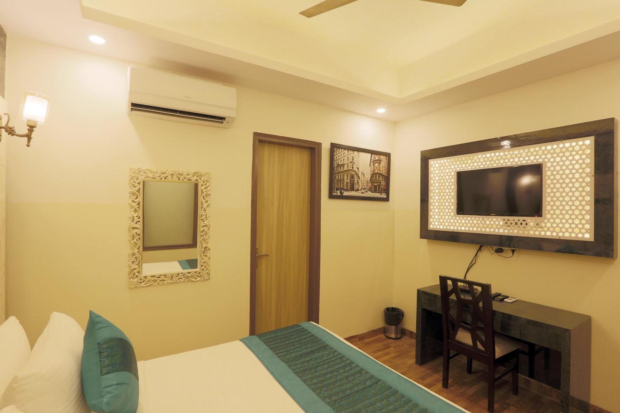 Plazzo Prime Plaza At Delhi Airport Bed & Breakfast New Delhi Eksteriør bilde